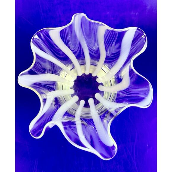 Handkerchief Vase Murano Style Art Glass Ruffled Bowl Hand Blown 4.5” W/ Stripes - Picture 7 of 9